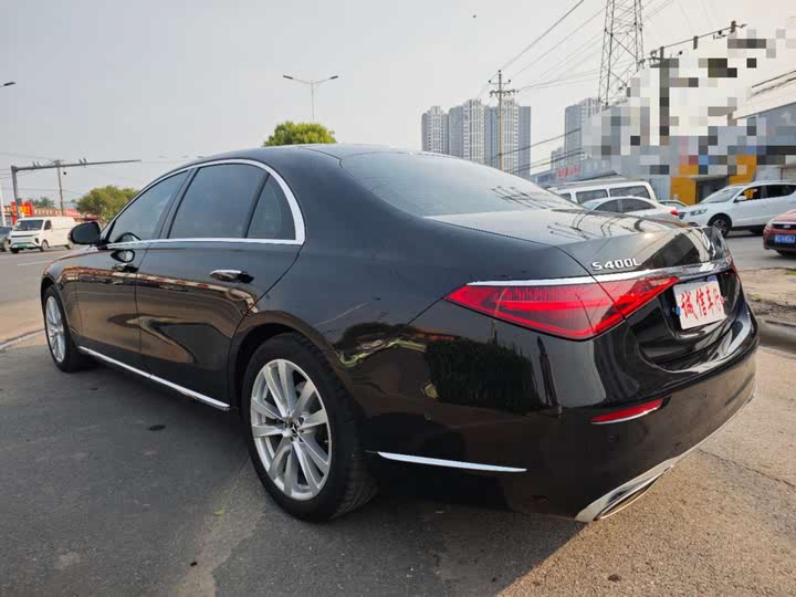 Фото 14 - Mercedes-Benz S-Class