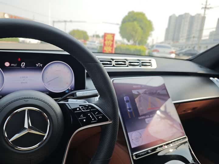 Фото 9 - Mercedes-Benz S-Class