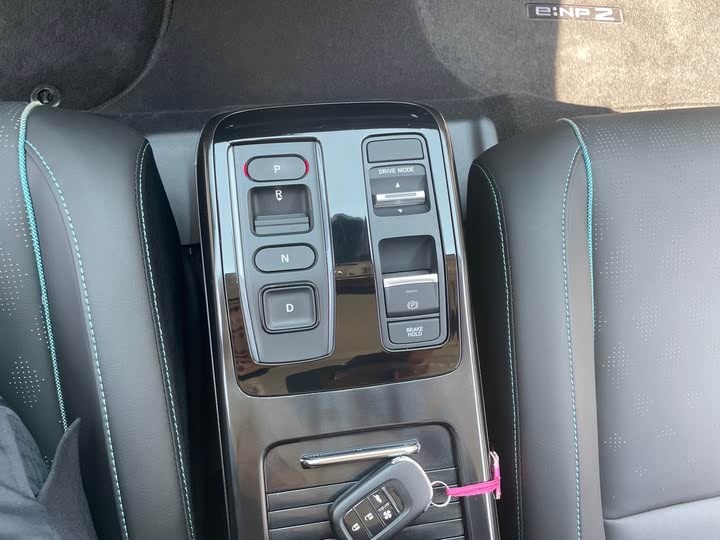 Фото 17 - Honda e:NP2