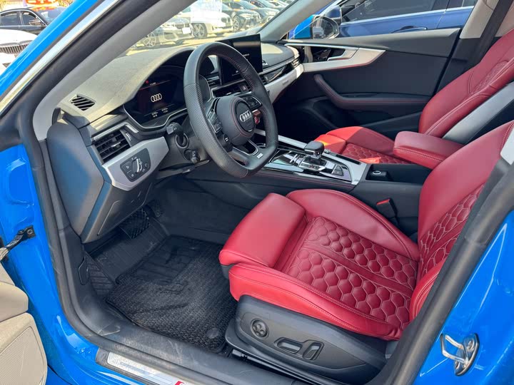 Фото 4 - Audi A5