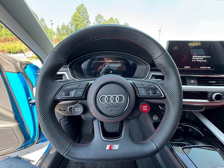 Фото 7 - Audi A5