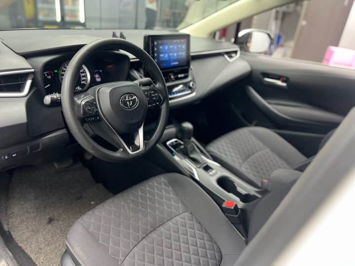 Фото 10 - Toyota Allion