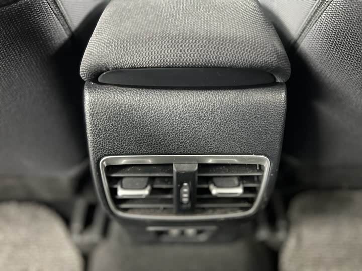 Фото 17 - Toyota Allion