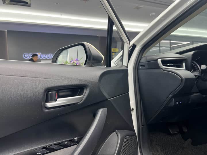 Фото 24 - Toyota Allion