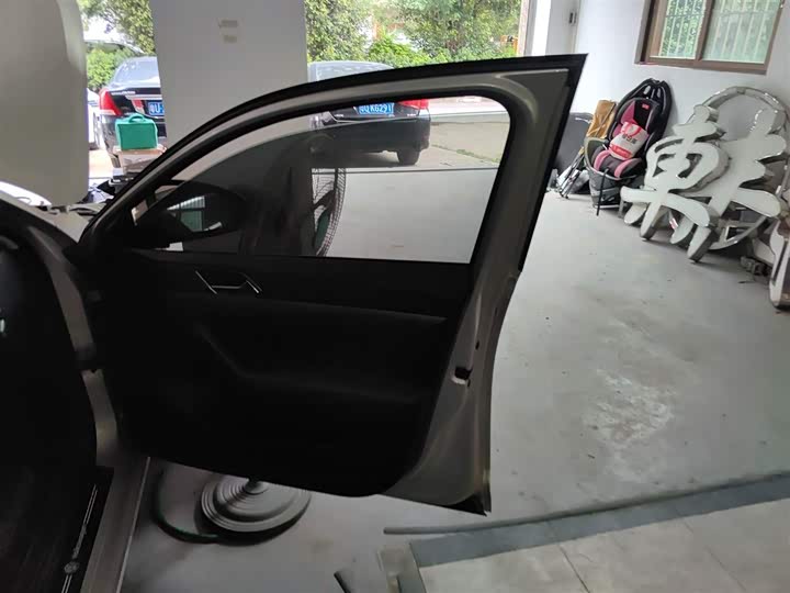 Фото 26 - Volkswagen Lavida