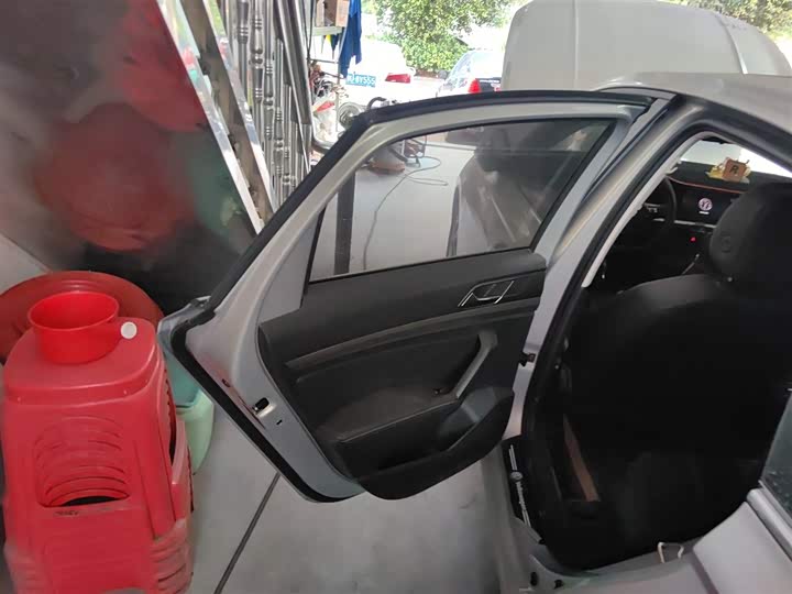 Фото 29 - Volkswagen Lavida