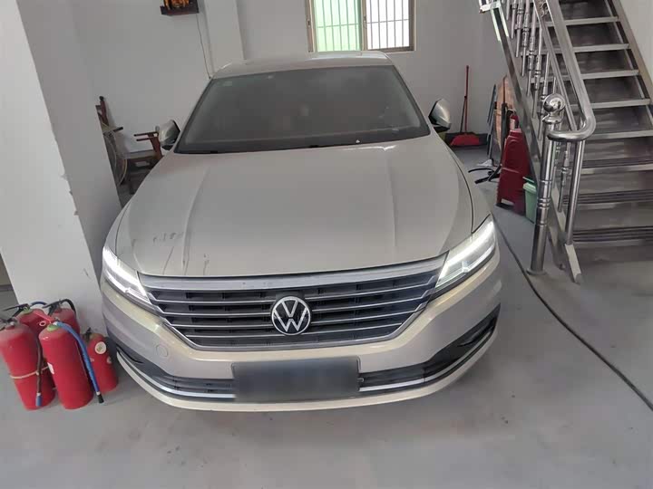 Фото 3 - Volkswagen Lavida