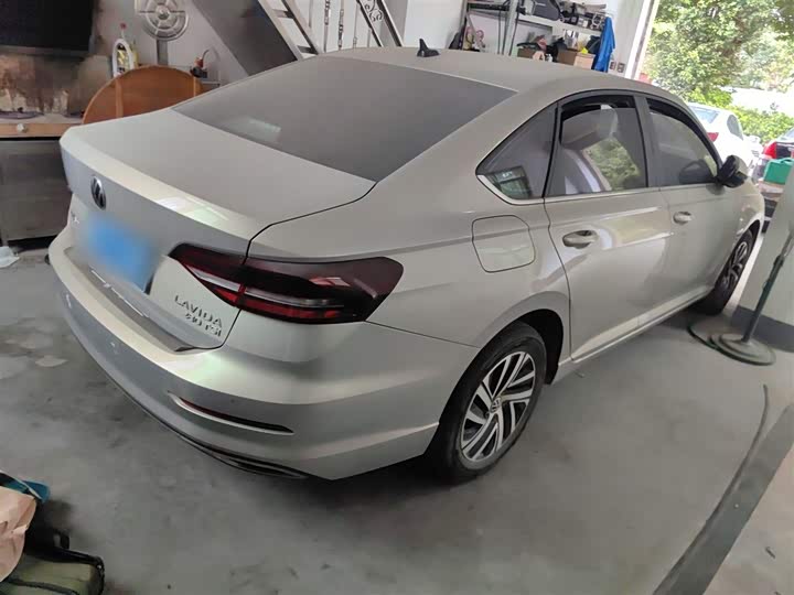 Фото 7 - Volkswagen Lavida