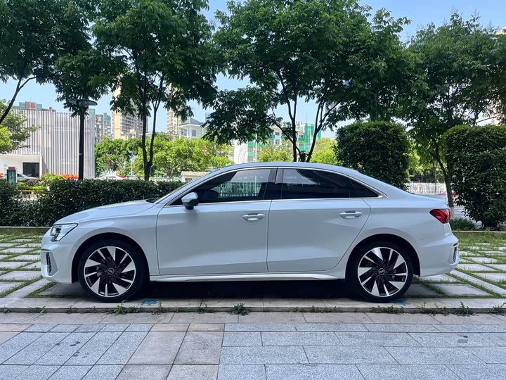 Фото 13 - Audi A3