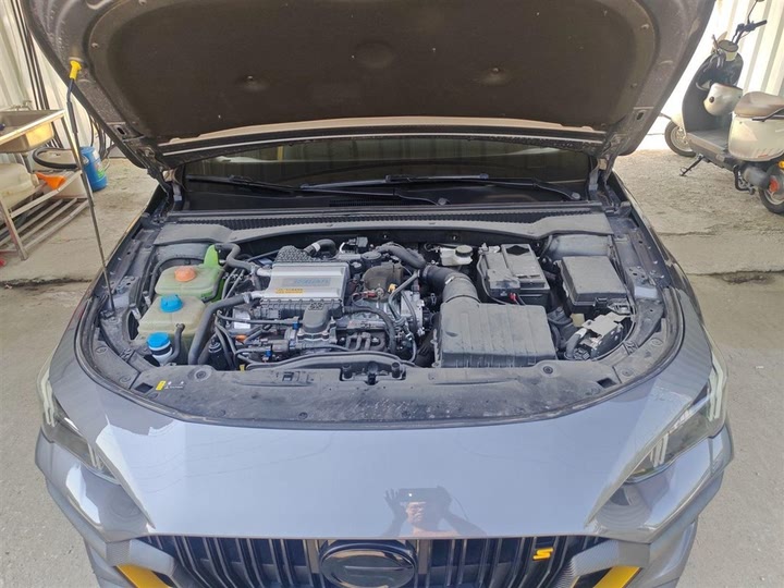 Фото 20 - GAC Trumpchi Empow R