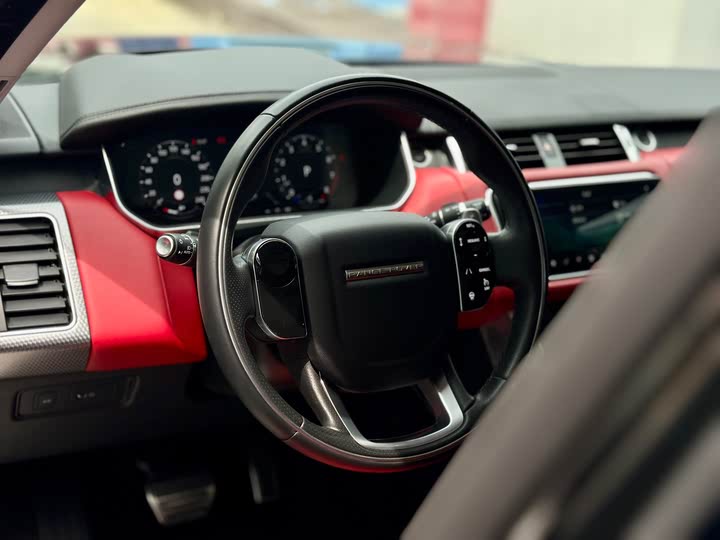 Фото 15 - Land Rover Range Rover Sport