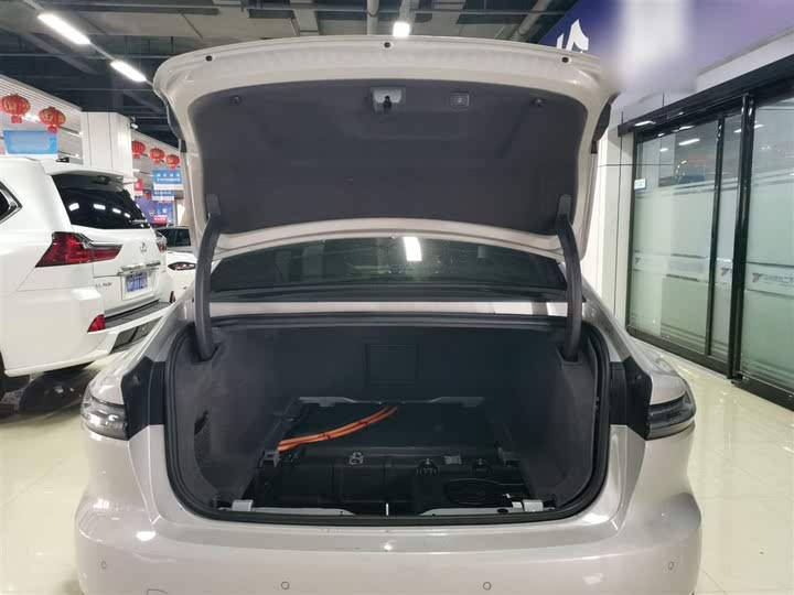 Фото 19 - Nio ET7