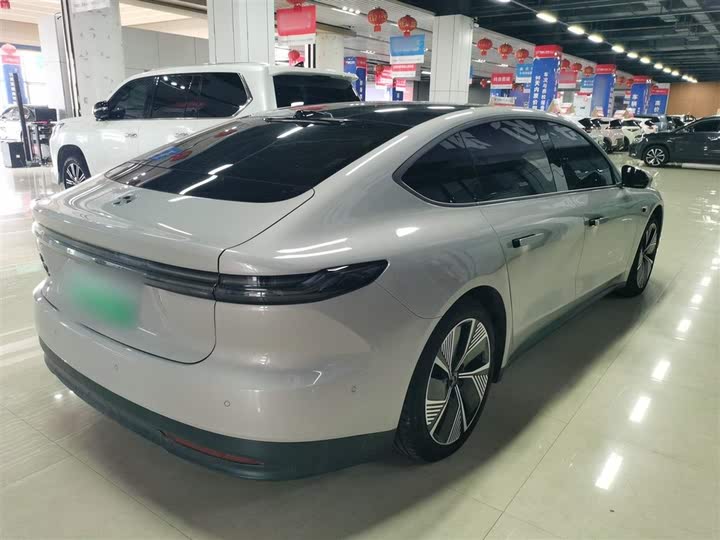 Фото 7 - Nio ET7