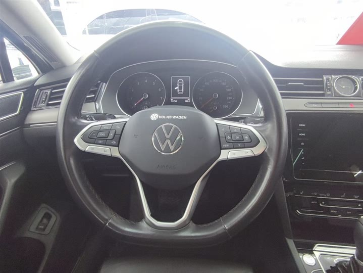 Фото 15 - Volkswagen Magotan