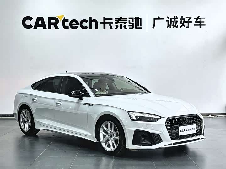Фото 2 - Audi A5