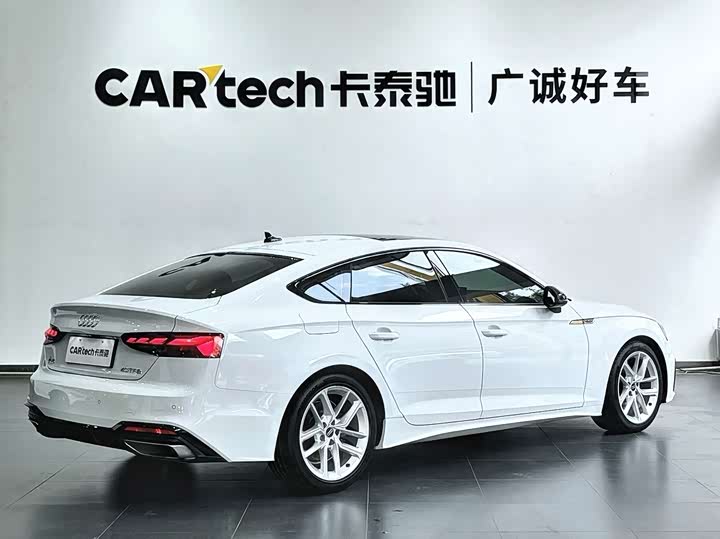Фото 6 - Audi A5