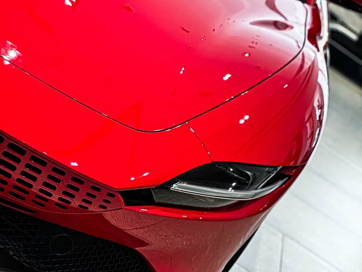 Фото 3 - Ferrari Roma