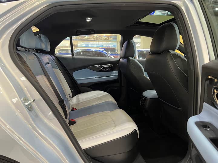 Фото 10 - GAC Trumpchi Empow R