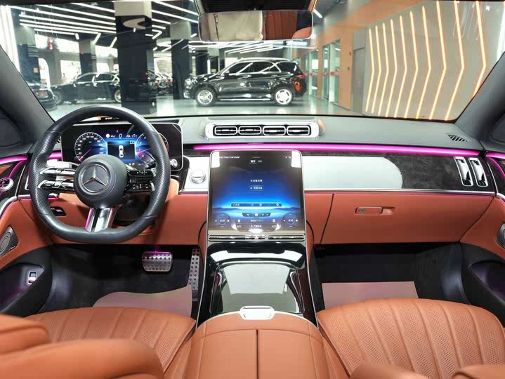 Фото 12 - Mercedes-Benz S-Class