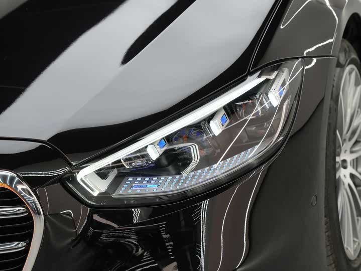 Фото 5 - Mercedes-Benz S-Class