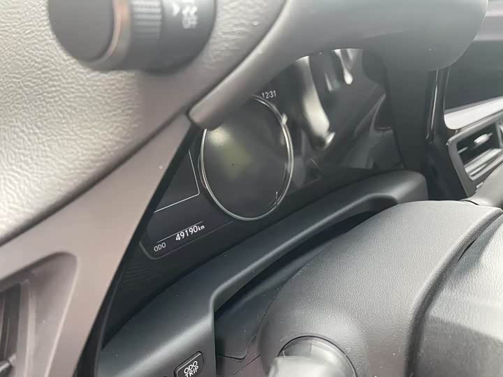 Фото 4 - Lexus ES