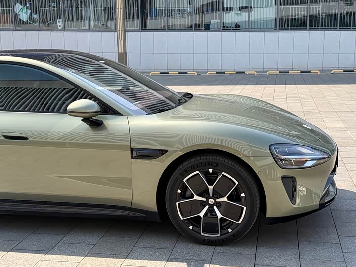 Фото 12 - Xiaomi SU7