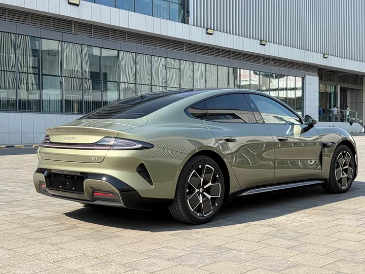 Фото 15 - Xiaomi SU7