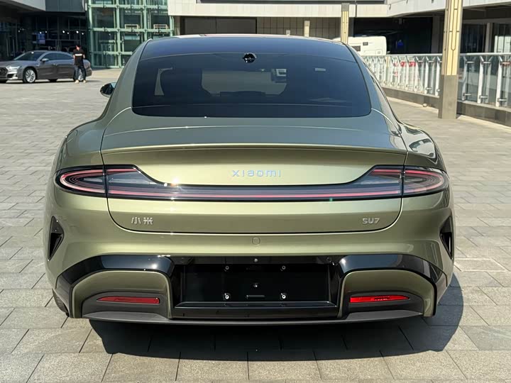 Фото 17 - Xiaomi SU7