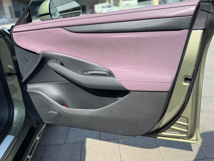 Фото 20 - Xiaomi SU7