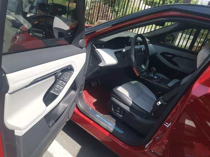 Фото 14 - Land Rover Range Rover Evoque L