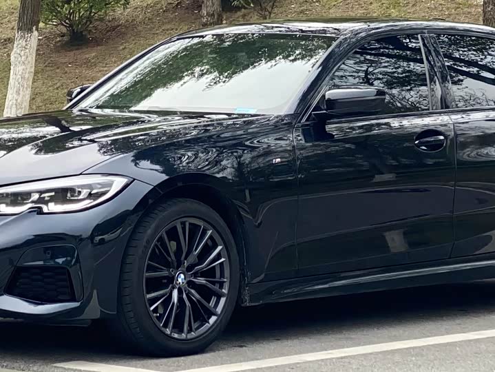 Фото 1 - BMW 3 Series