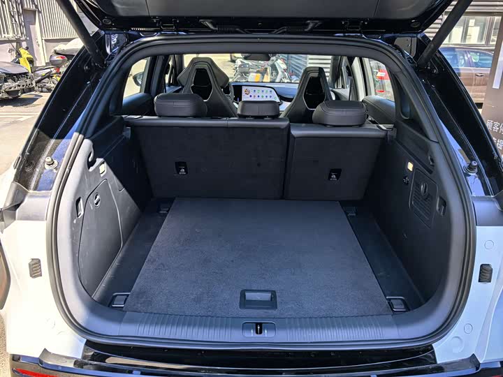 Фото 8 - Hongqi EHS7 (Tiangong 08)