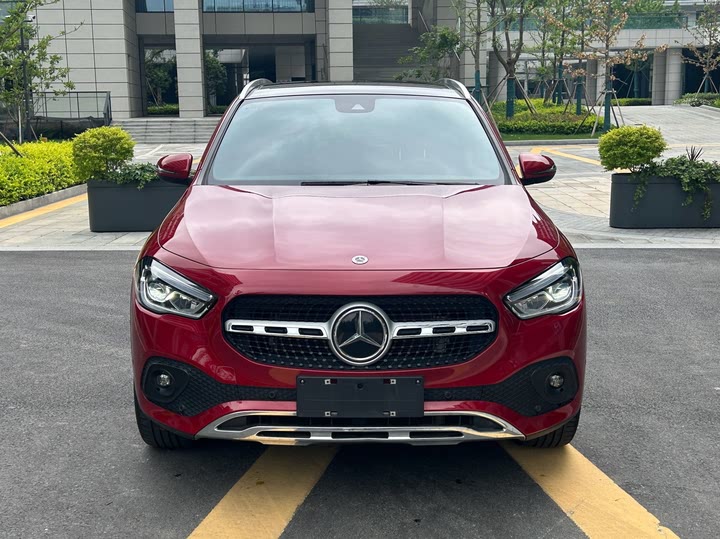 Фото 3 - Mercedes-Benz GLA-Class