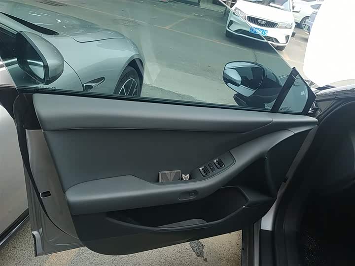 Фото 28 - XPeng F57