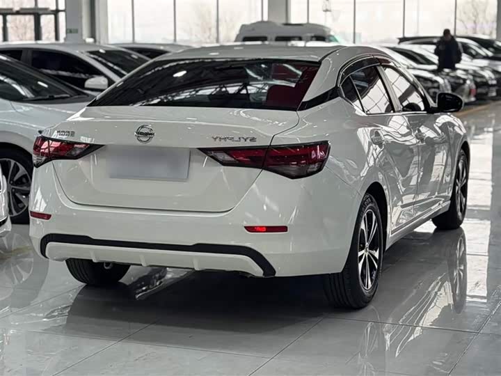 Фото 14 - Nissan Sylphy