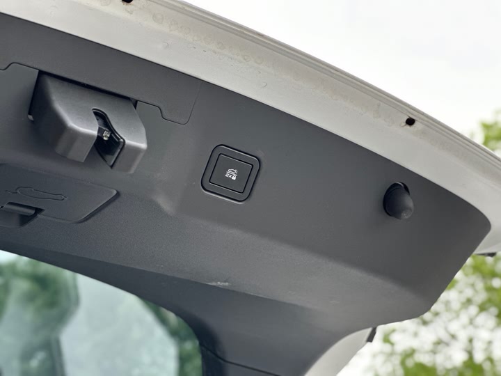 Фото 38 - Changan UNI-V