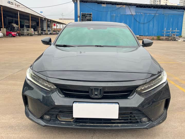 Фото 2 - Honda Inspire