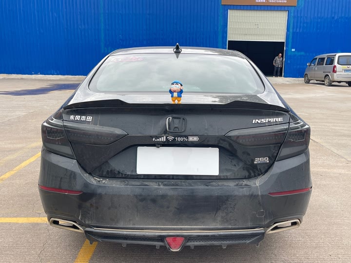 Фото 4 - Honda Inspire