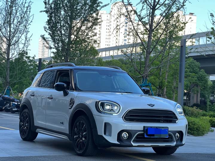 Фото 3 - Mini Countryman