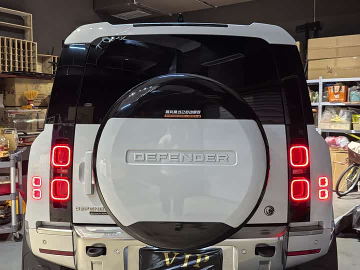 Фото 3 - Land Rover Defender