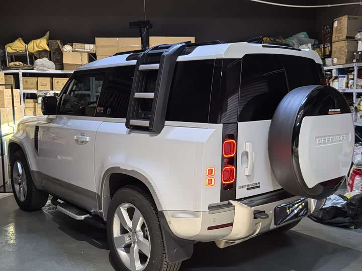 Фото 5 - Land Rover Defender