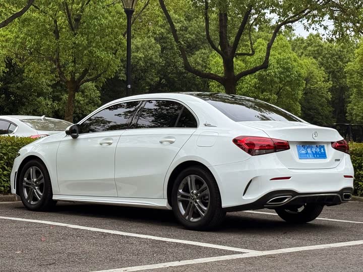 Фото 7 - Mercedes-Benz A-Class