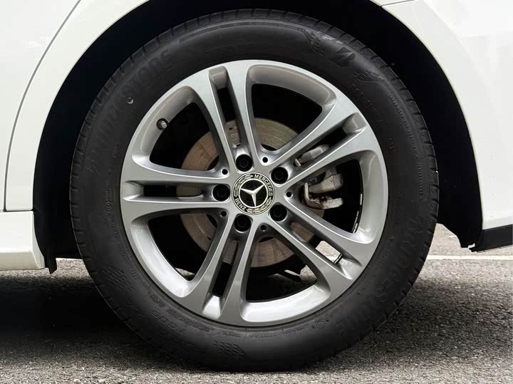 Фото 9 - Mercedes-Benz A-Class