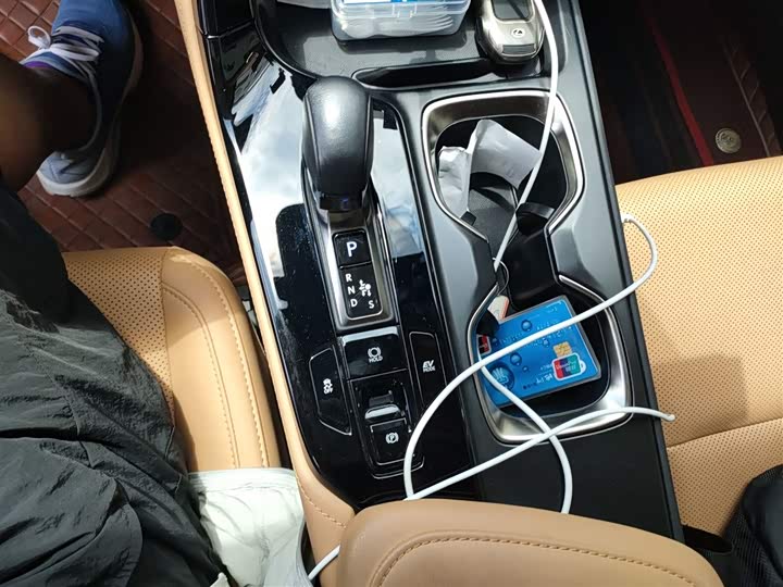 Фото 14 - Lexus NX