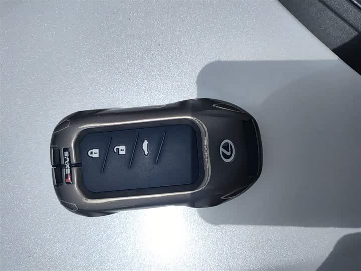 Фото 9 - Lexus NX