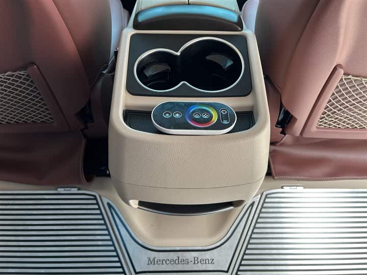 Фото 15 - Mercedes-Benz Vito