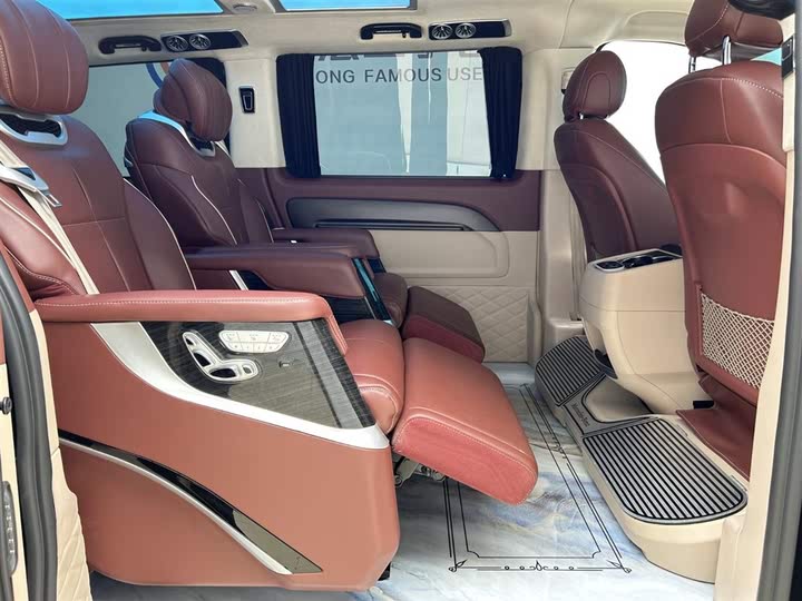 Фото 21 - Mercedes-Benz Vito