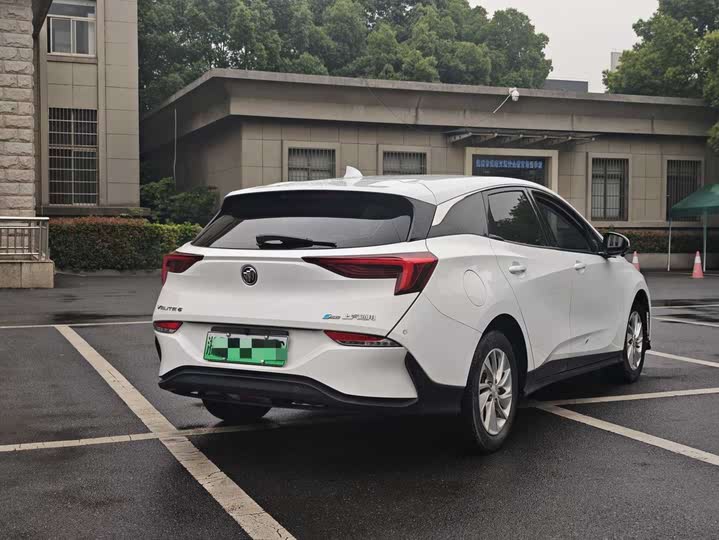 Фото 5 - Buick Velite 6