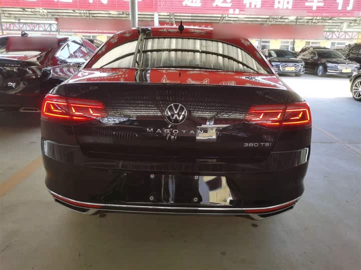 Фото 11 - Volkswagen Magotan