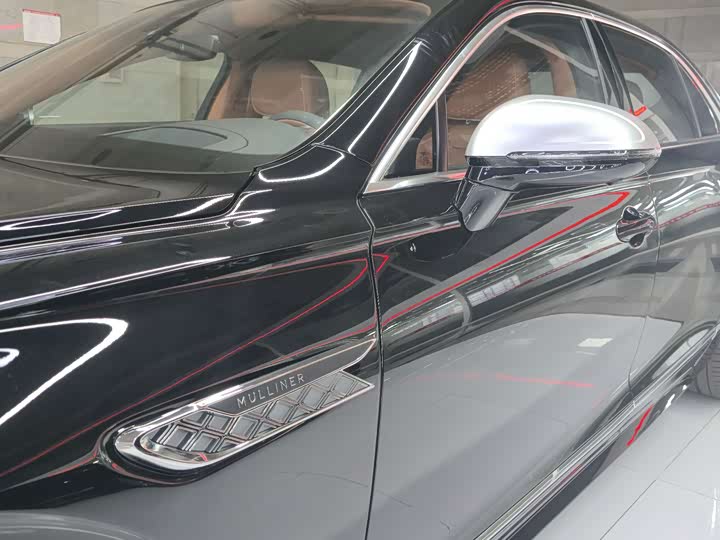 Фото 11 - Bentley Flying Spur Hybrid